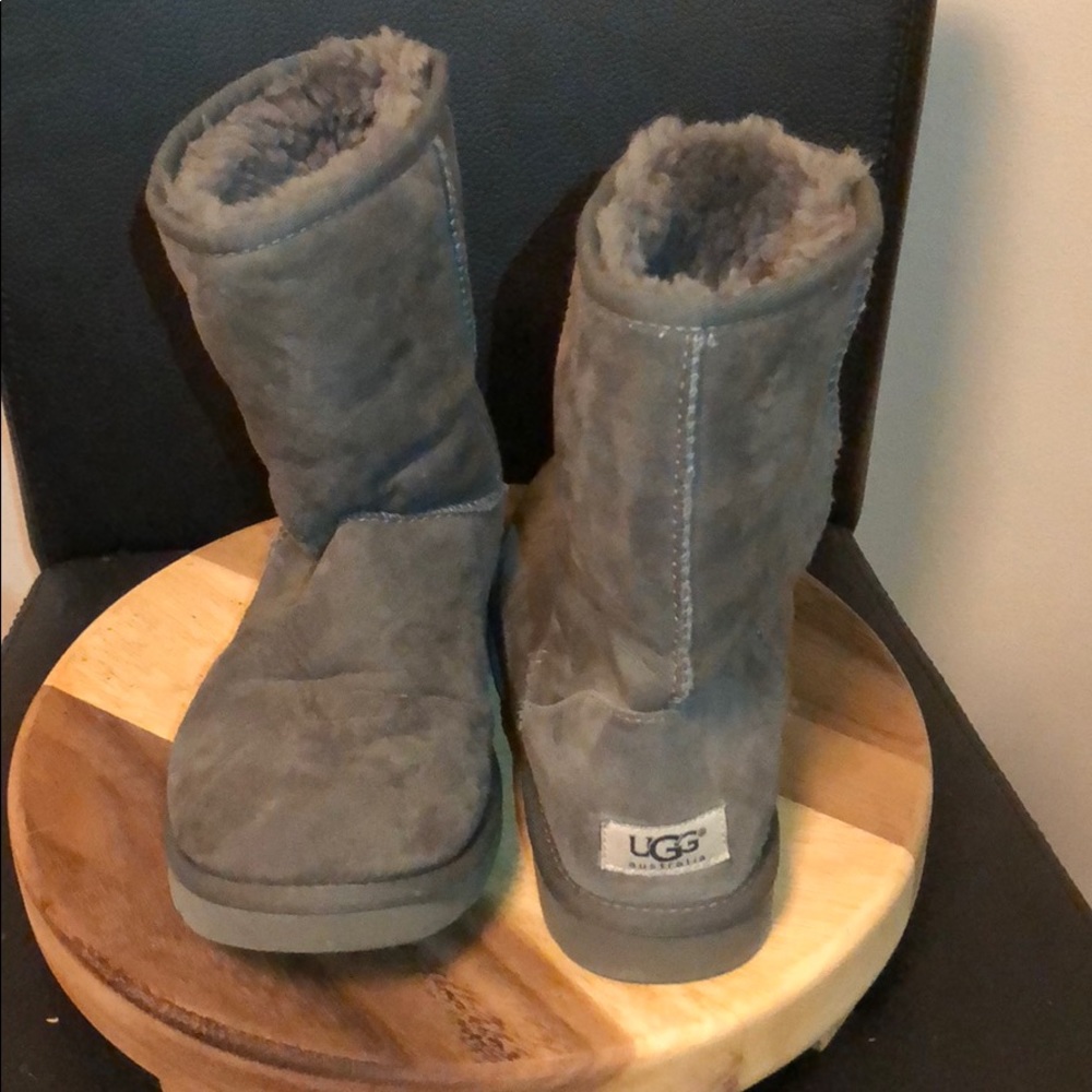 Gray Ugg Classics - image 1